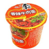 统一香辣牛肉面桶装